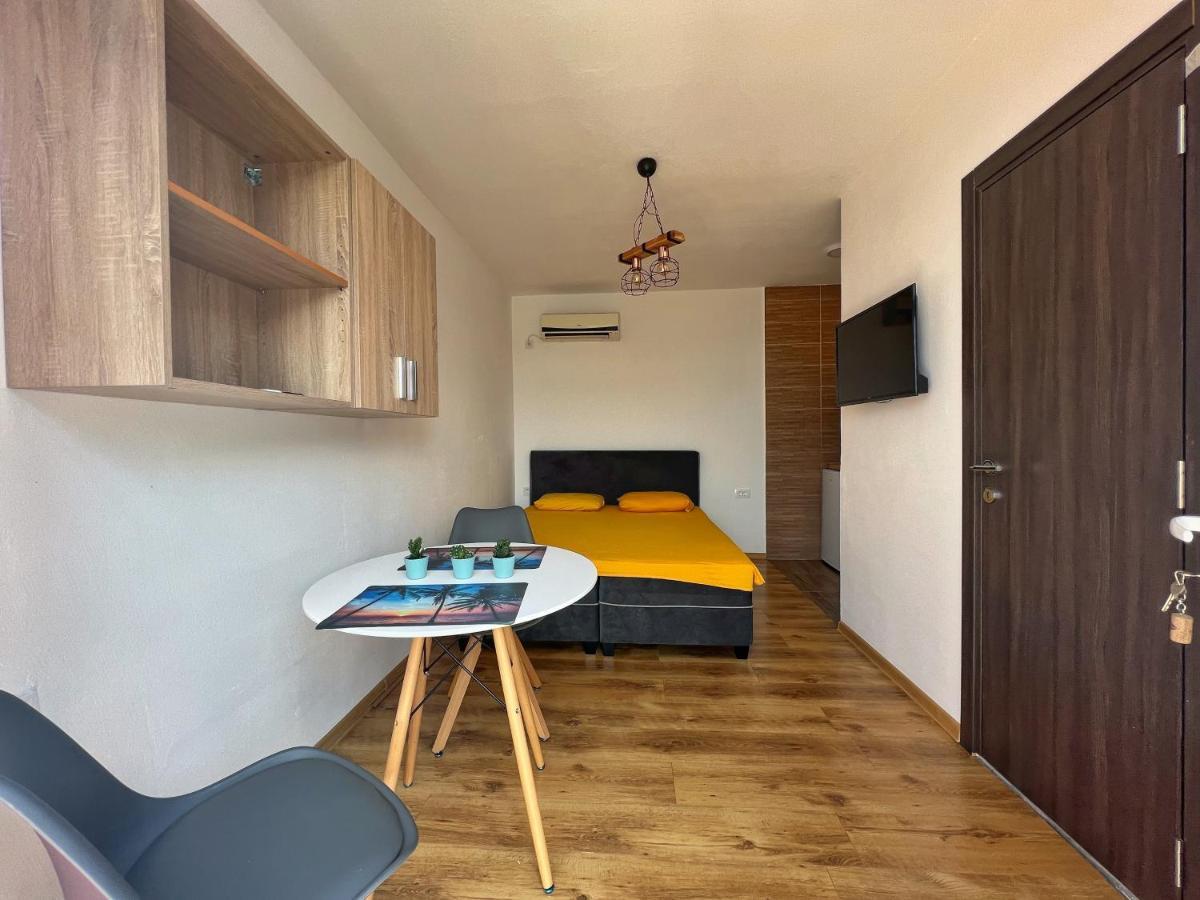 Jg Studio Apartment Vranjina エクステリア 写真